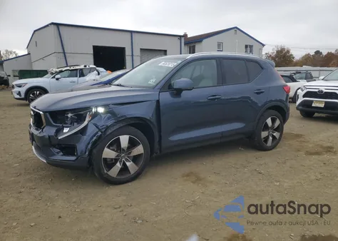 2022 Volvo Xc40 T5 Momentum z USA, uszkodzony, nr VIN YV4162UK3N2652954